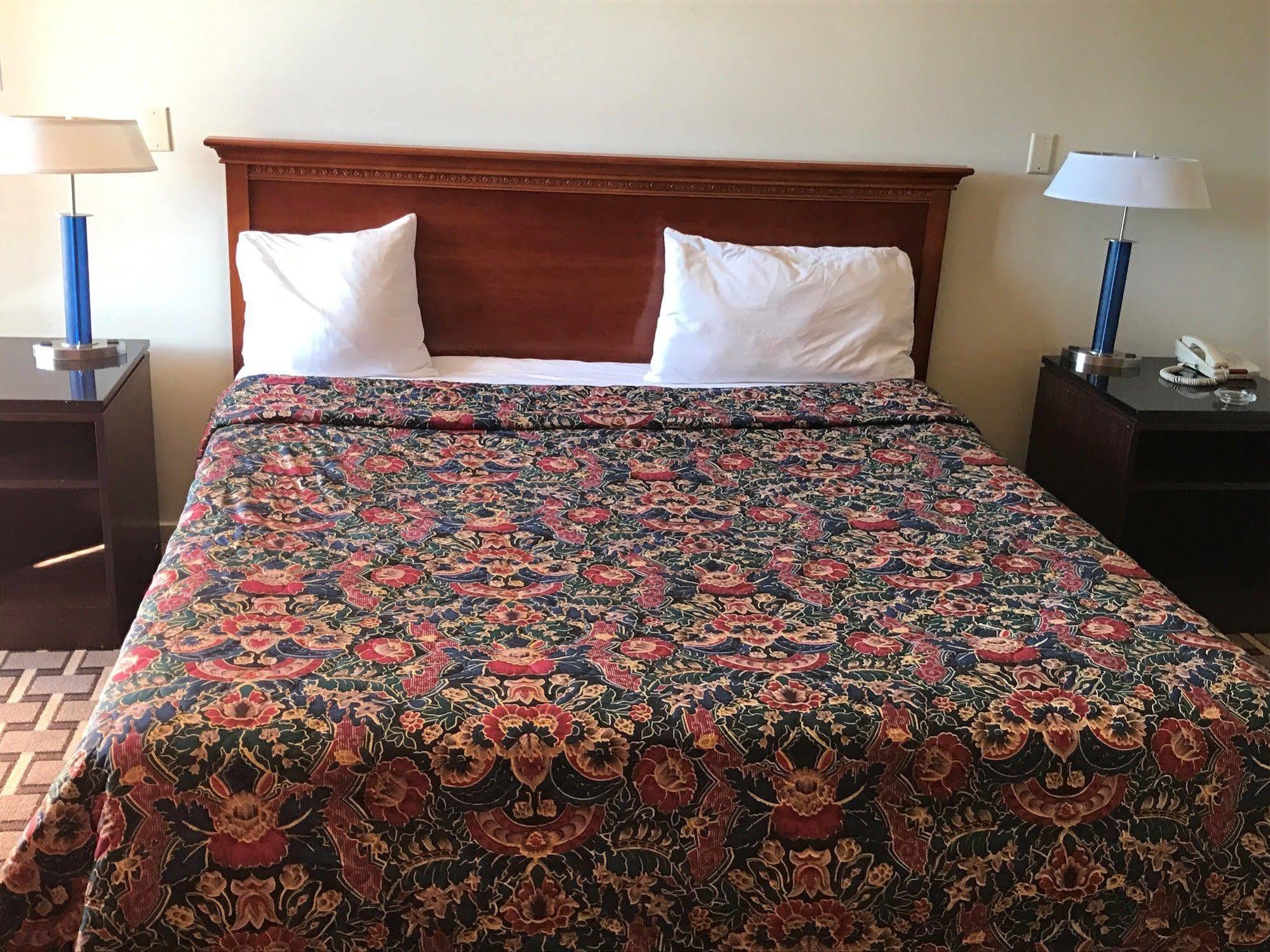 Grantmoor Motor Lodge Newington Bagian luar foto